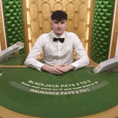 Salon Privé Blackjack G game screenshot